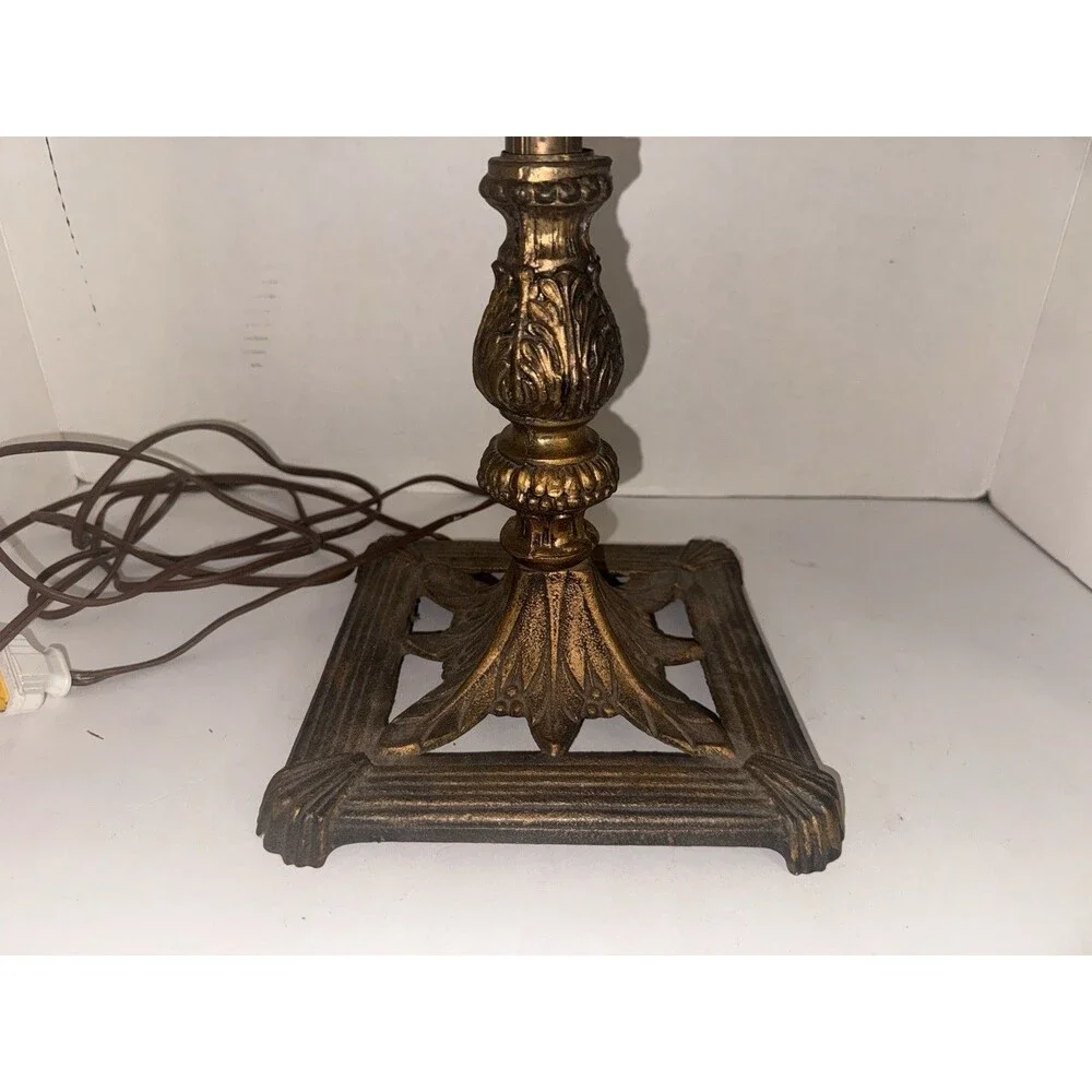 Vintage Art Deco Crystal Prisms Boudoir Table Lamp Cast Iron Bronze Tone 20s 30s